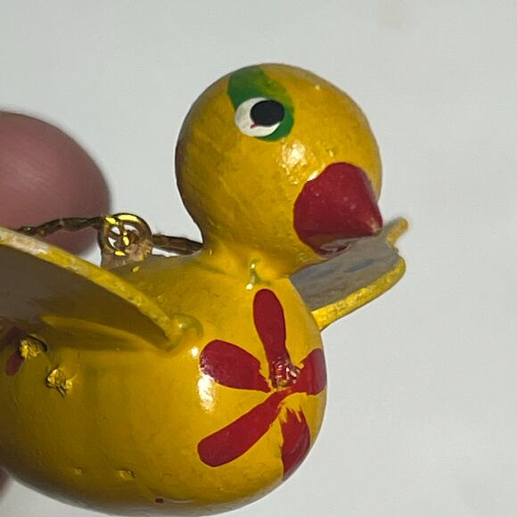 Hand Painted Vtg Wooden Bird Ornament Folk Art Yellow Red Green Holiday Decor - Picture 11 of 12